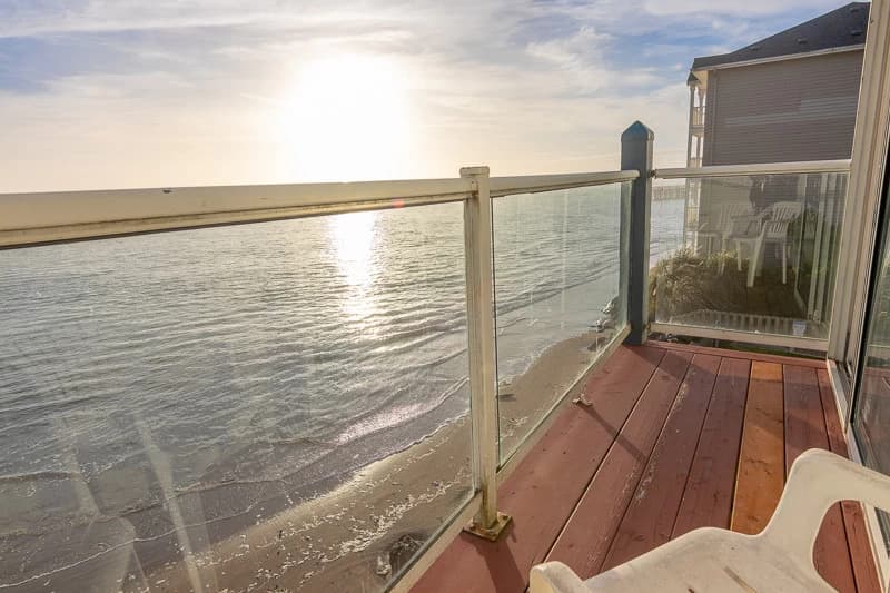 Dock of the Bay 305 — main photo