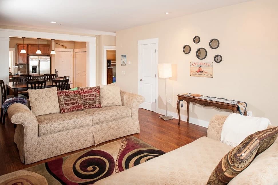 Michael's Beach Place @ Shoreline Ridge vacation rental in Newport — photo 3