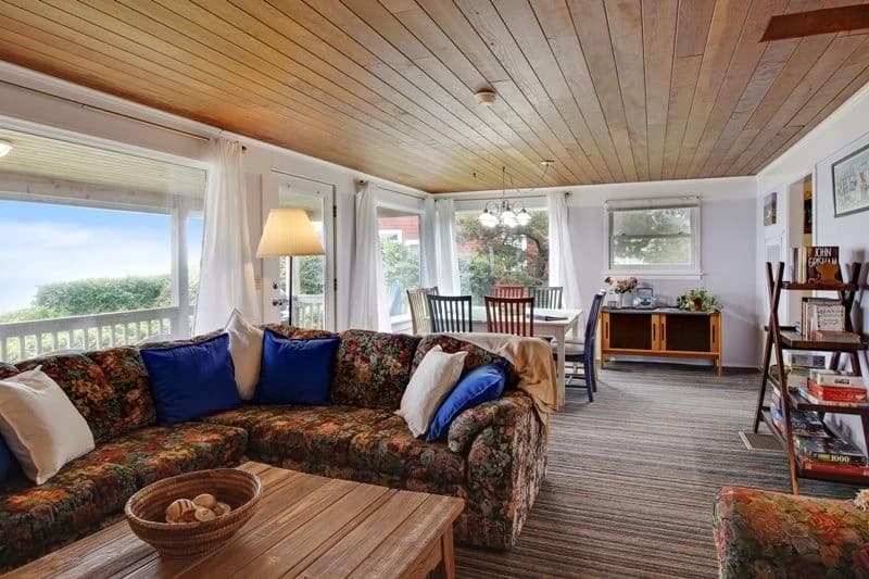 Haystack Close North - Private Beach Access vacation rental in Cannon Beach — photo 3