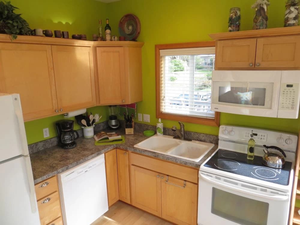 Y-Knot - 2 bedroom 2 bath walk to beach dog friendly vacation rental in Florence — photo 2