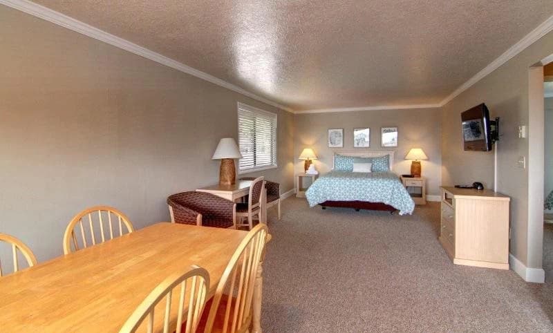 Sea Star Suites vacation rental in Cannon Beach — photo 3