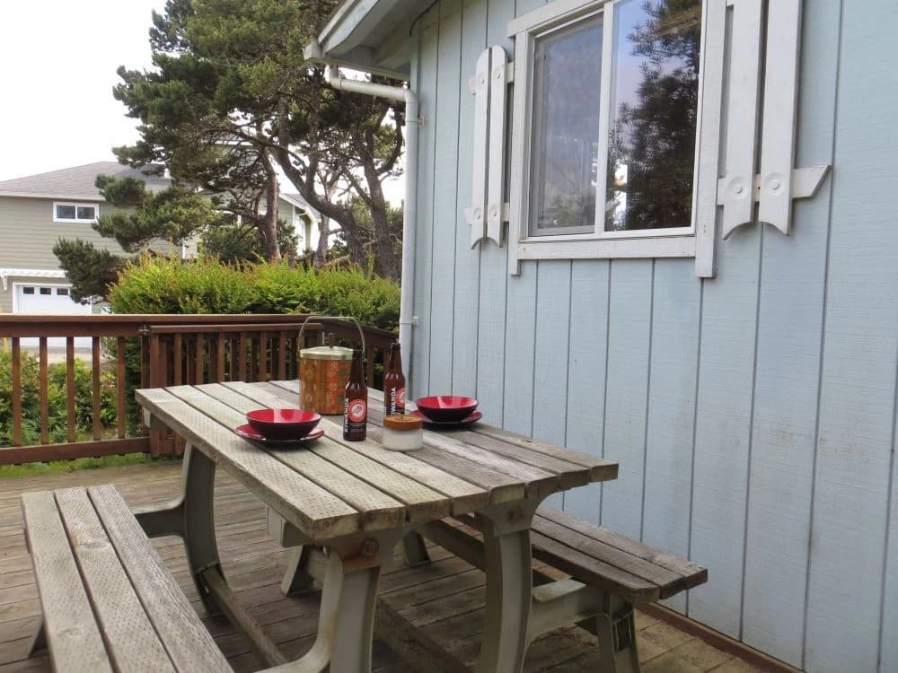 On Beach Time - Peek of a view vacation rental in Florence — photo 3