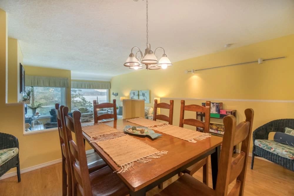 Salt Therapy - Spectacular Cliffside Views vacation rental in Depoe Bay — photo 4