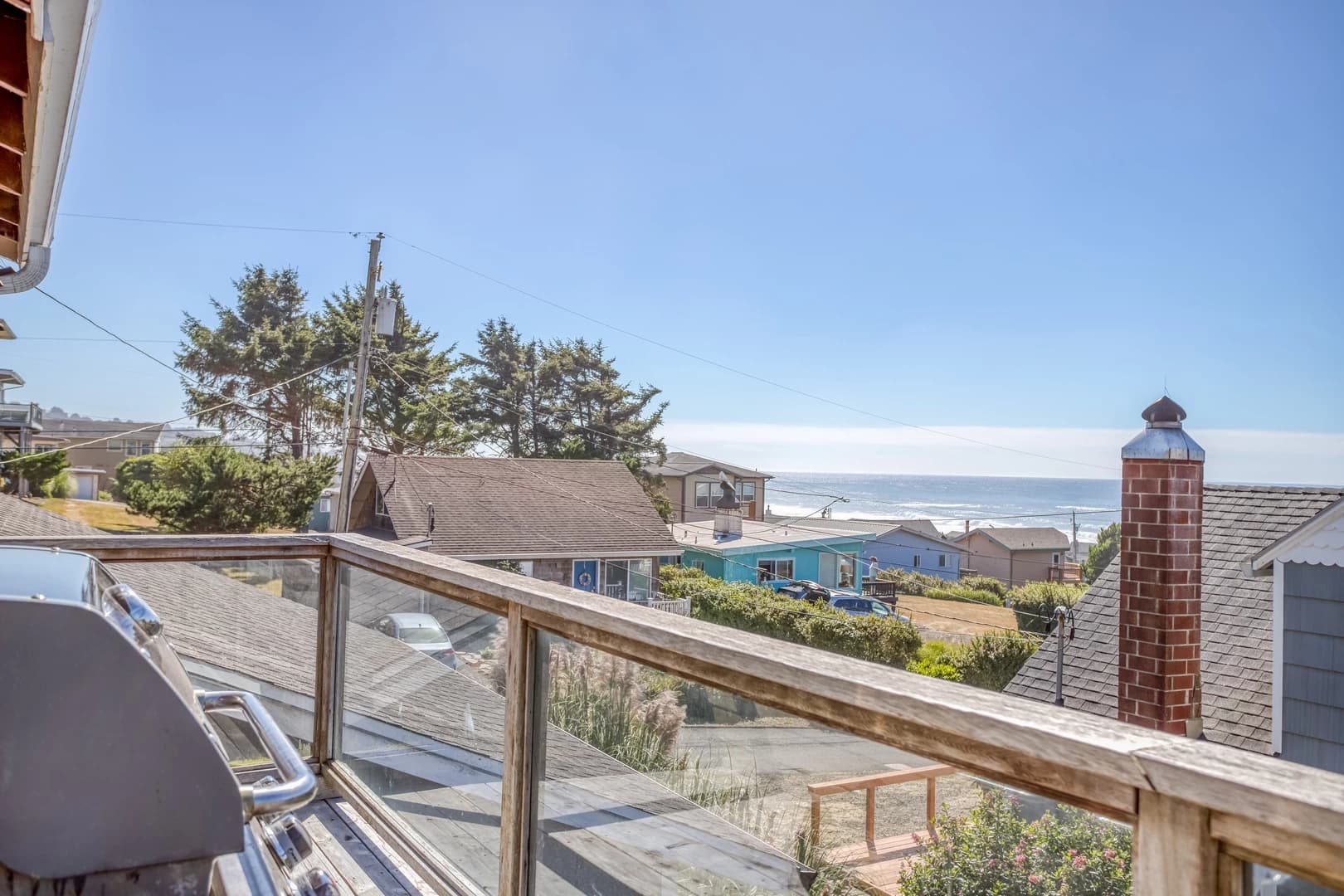 Roads End Roost - Hot Tub, Fenced Yard — main photo