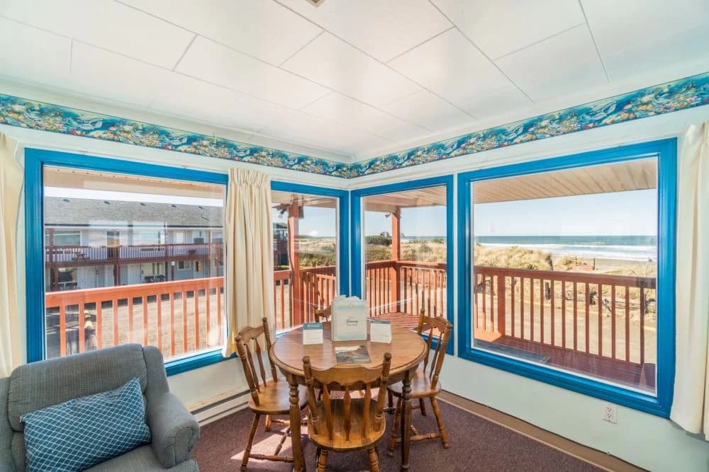 Getaway Oceanfront Lodging vacation rental in Rockaway Beach — photo 3