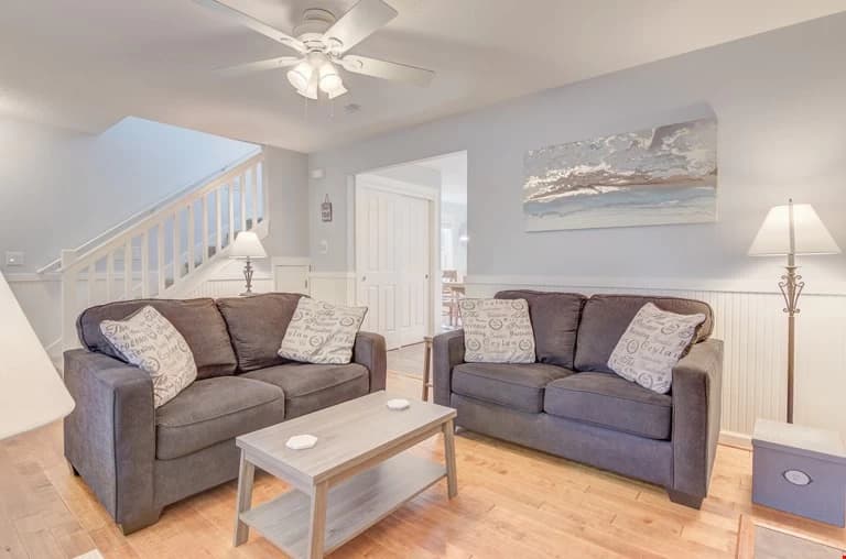 Bent Beach - Bella Beach, Hot Tub vacation rental in Depoe Bay — photo 4