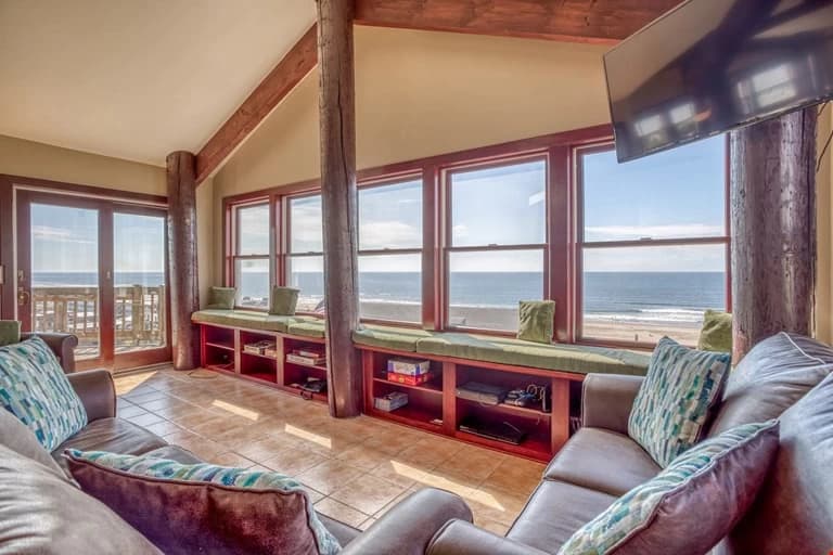 A Beach Treehouse — main photo
