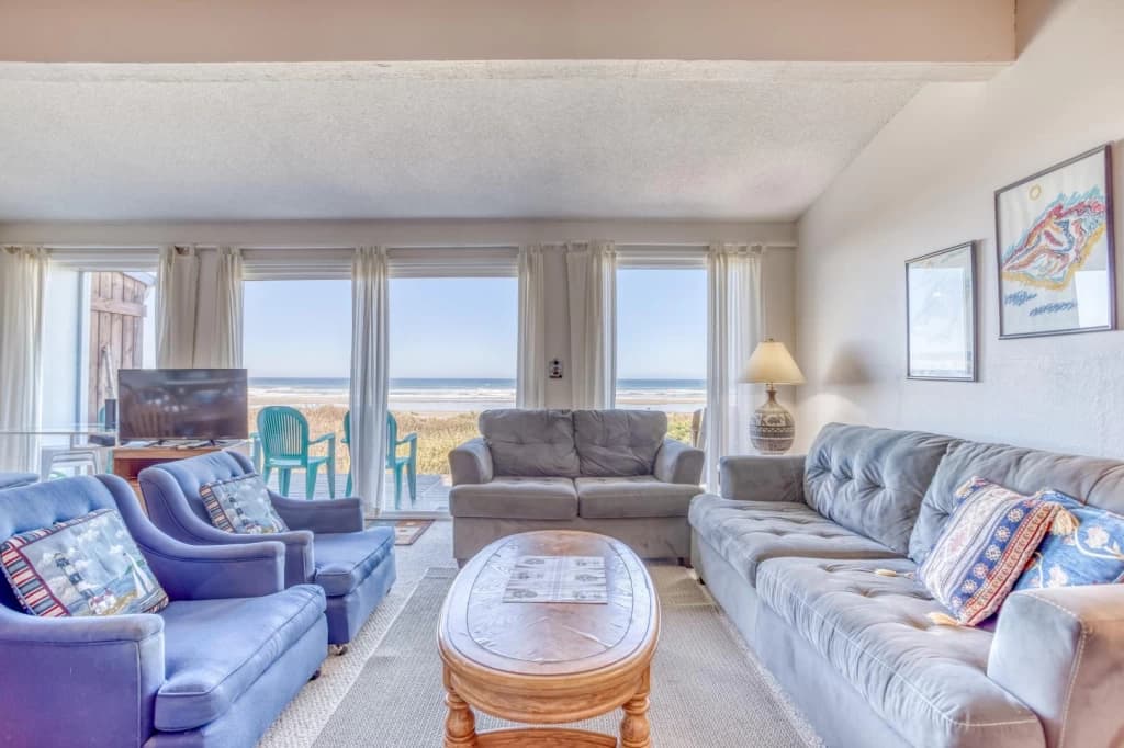 Al Manar - Private Beach Access vacation rental in Waldport — photo 2