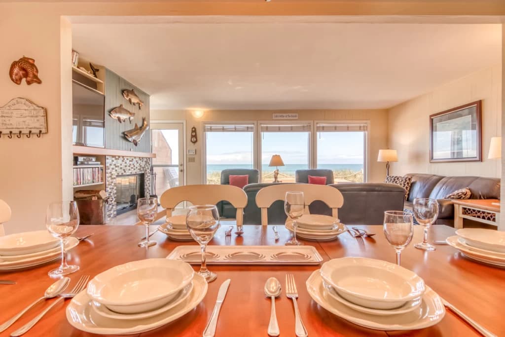 Breakers Beach House #5 vacation rental in Neskowin — photo 3