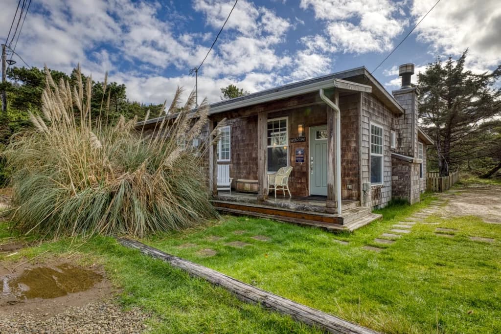 Dune Grass Cottage #172 - Fenced-in Yard, Tierra Del Mar vacation rental in Tierra Del Mar — photo 2