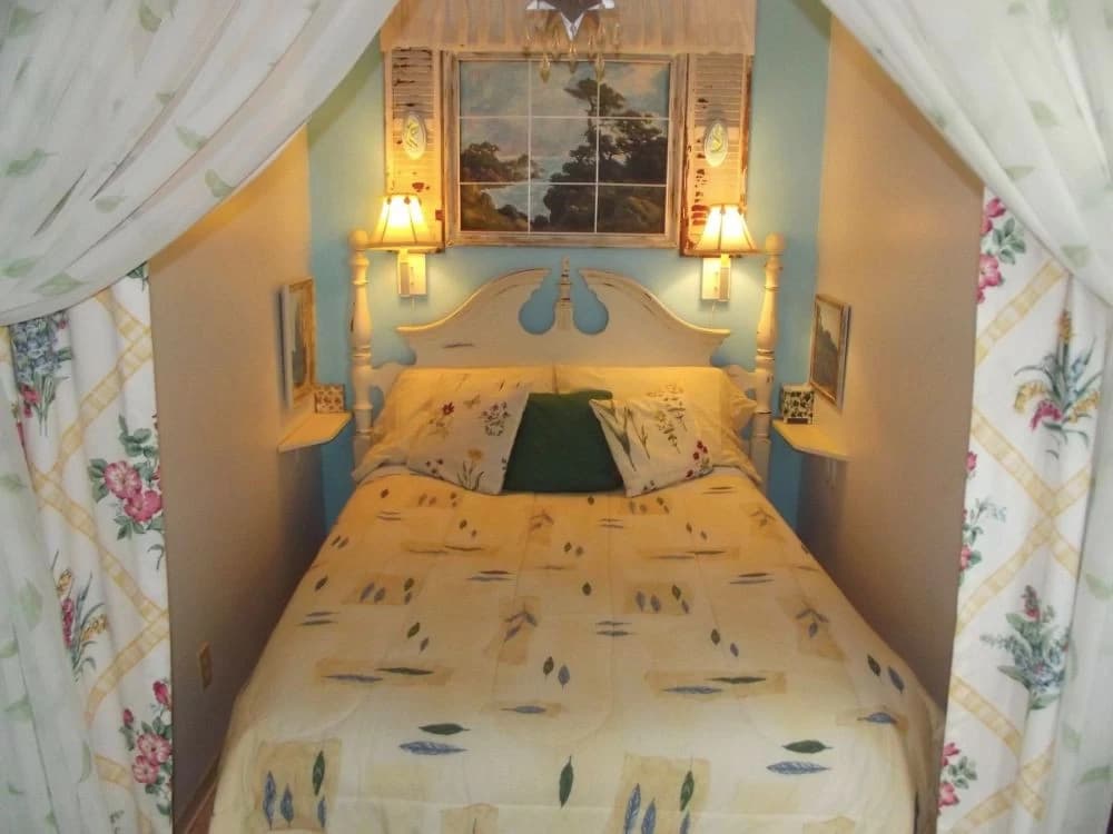 Double Bed in #3 Alcove