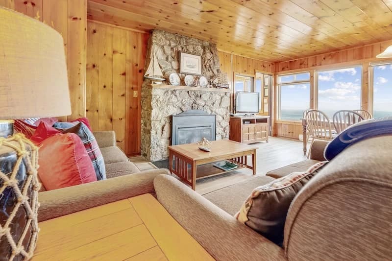 Windjammer vacation rental in Cannon Beach — photo 2