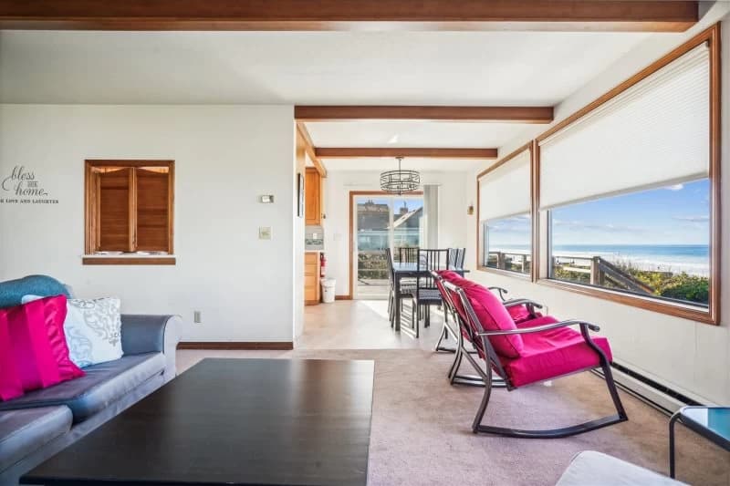 Falcon Getaway - New Oceanfront Listing! vacation rental in Arch Cape — photo 3