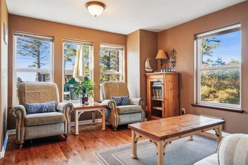 Haystack Villa - New Dog Friendly Listing! vacation rental in Cannon Beach — photo 4