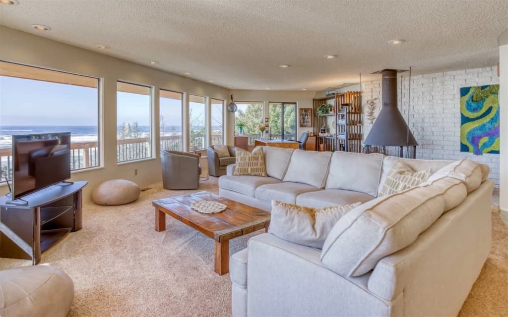 Paradise View - New Listing! Hot Tub with a View vacation rental in Cannon Beach — photo 4