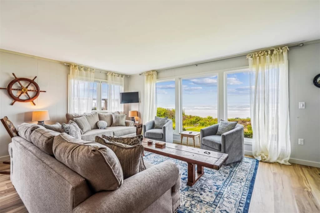 Cape Escape - New! Oceanfront, Private Beach Access vacation rental in Arch Cape — photo 3