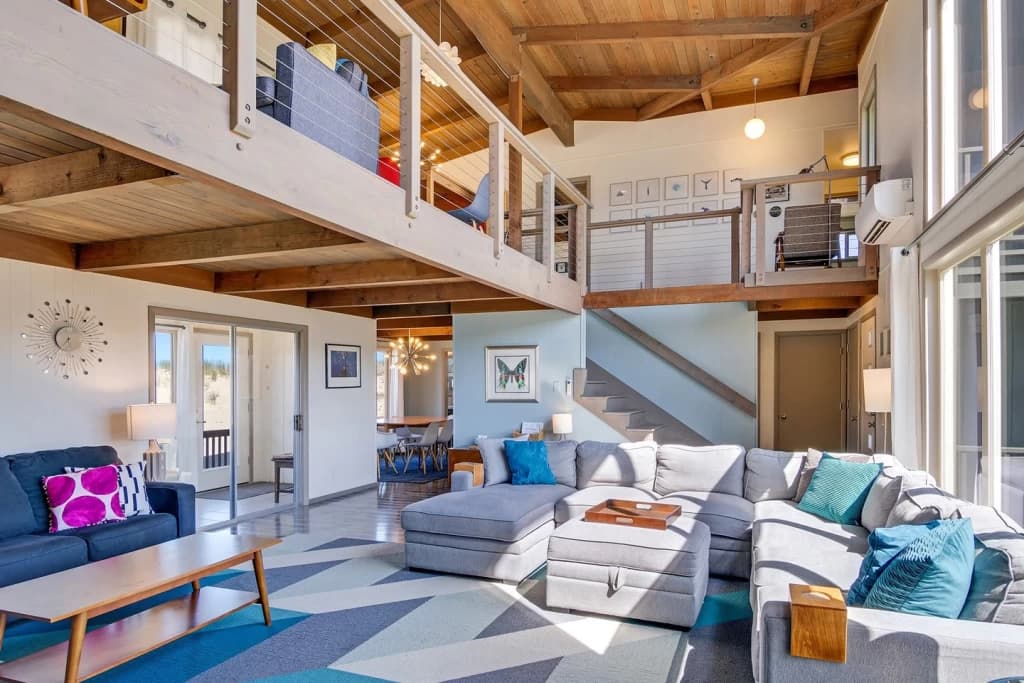 Pacific Chart House - Ocean Front, Game Room vacation rental in Waldport — photo 3
