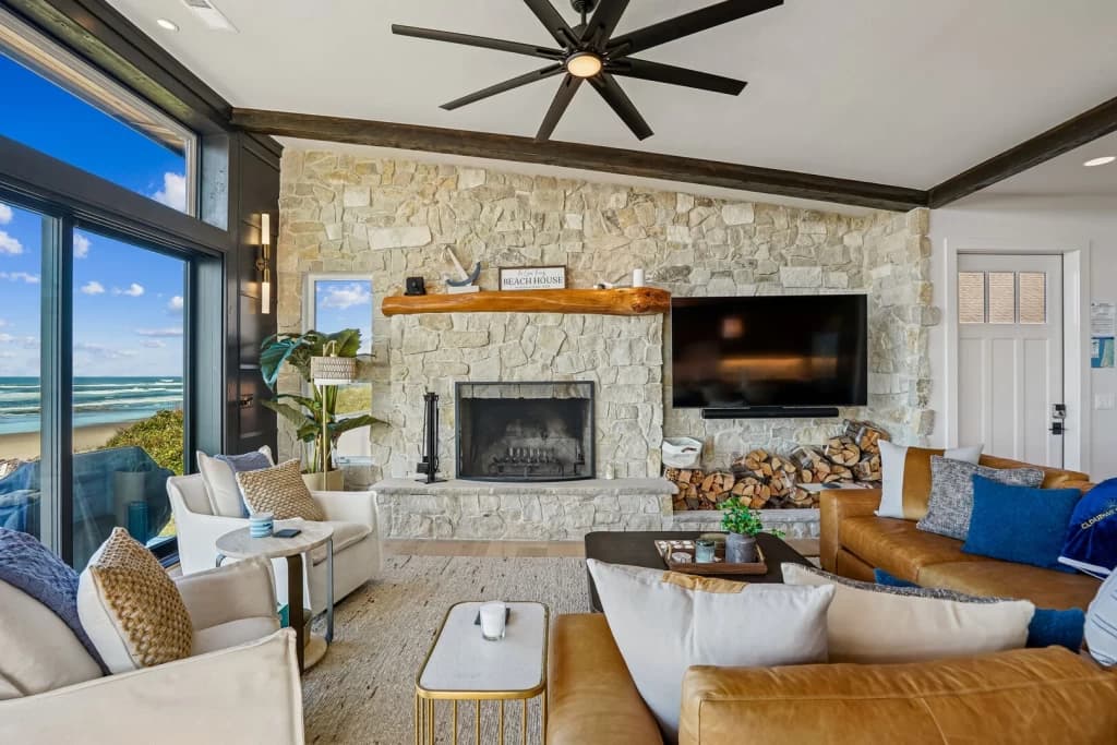 Pacific Paradise - New Oceanfront Listing! vacation rental in Arch Cape — photo 3