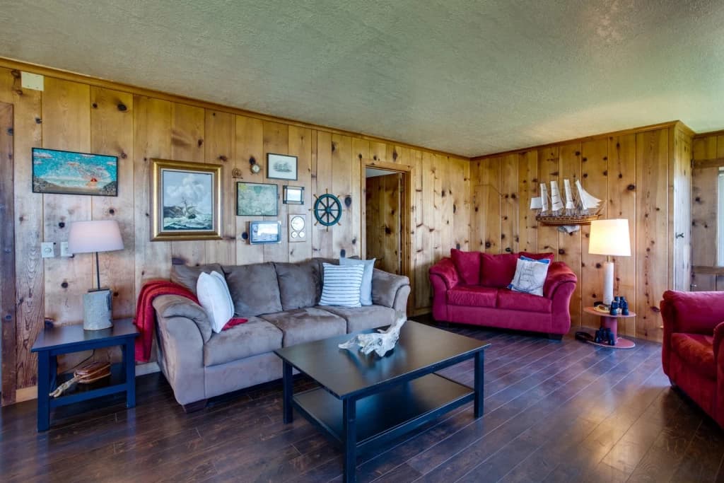 Lady Kennaway vacation rental in Yachats — photo 2