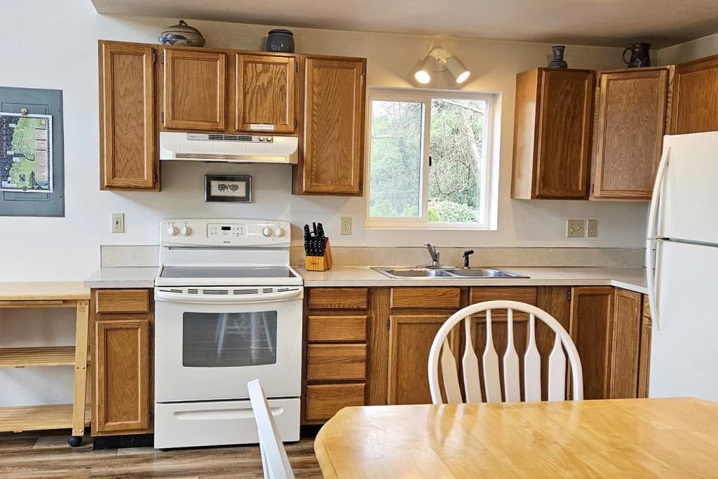 Ya-Hut vacation rental in Yachats — photo 5