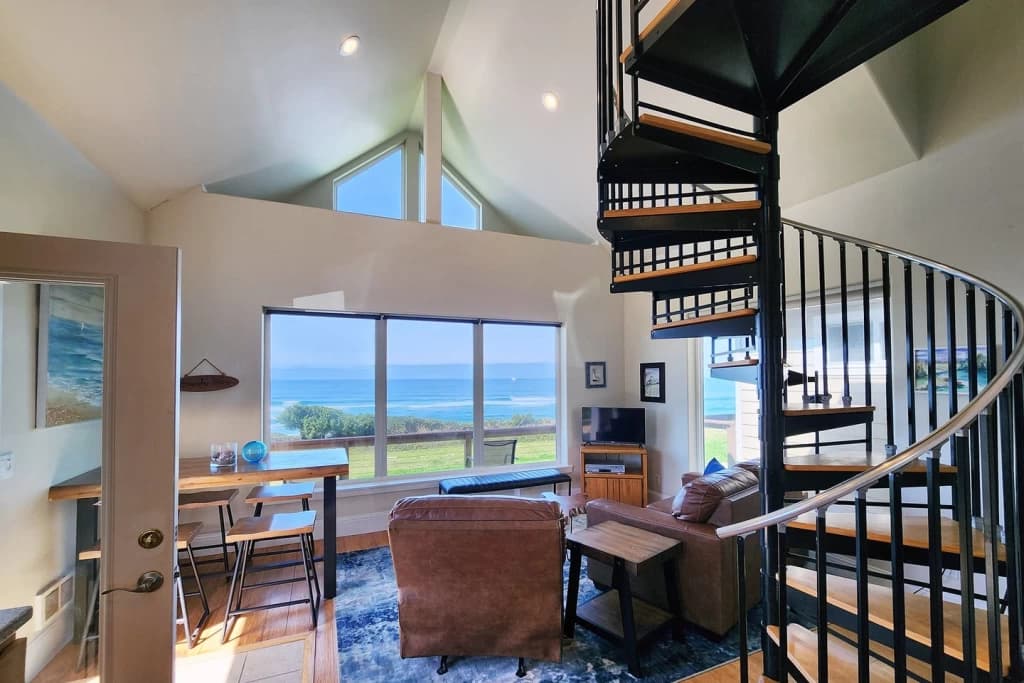 Beach Nut | Searose Beach vacation rental in Yachats — photo 2