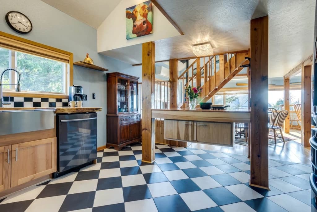 Hilltop Heights vacation rental in Waldport — photo 5