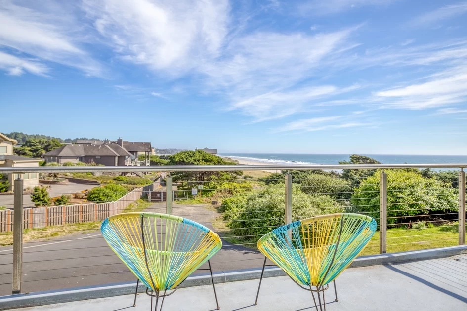 Breakwater Beach House Lincoln City NW