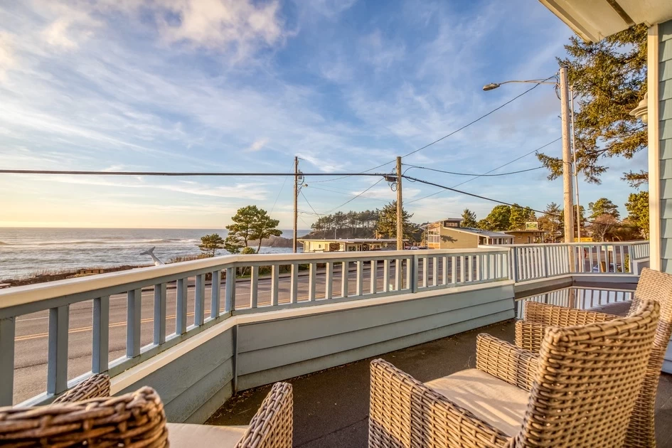 Whales Paradise Depoe Bay Save up to 15