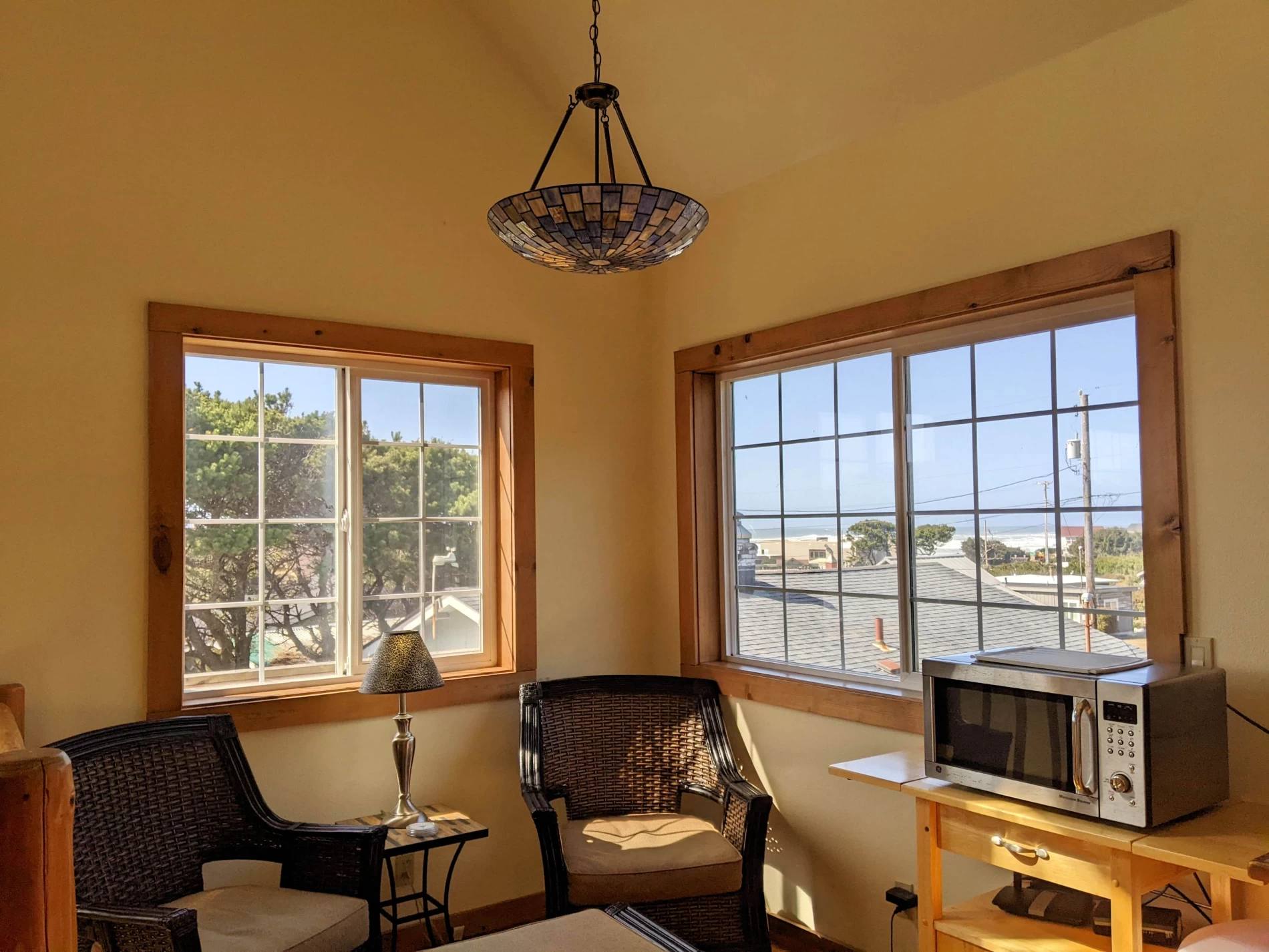 The Crow’s Nest - Florence, OR - Beachcombers NW