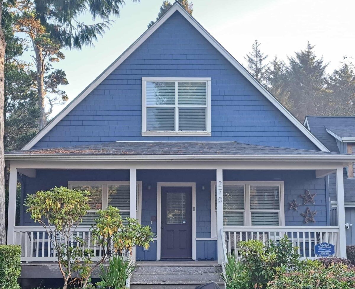 Barefoot Bungalow | Hot Tub | King Beds | Luxury Furnishings | Decks