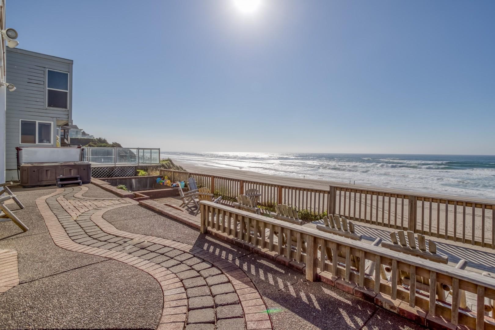 Sandecastle 5 Bedroom House at Roads End, Lincoln City