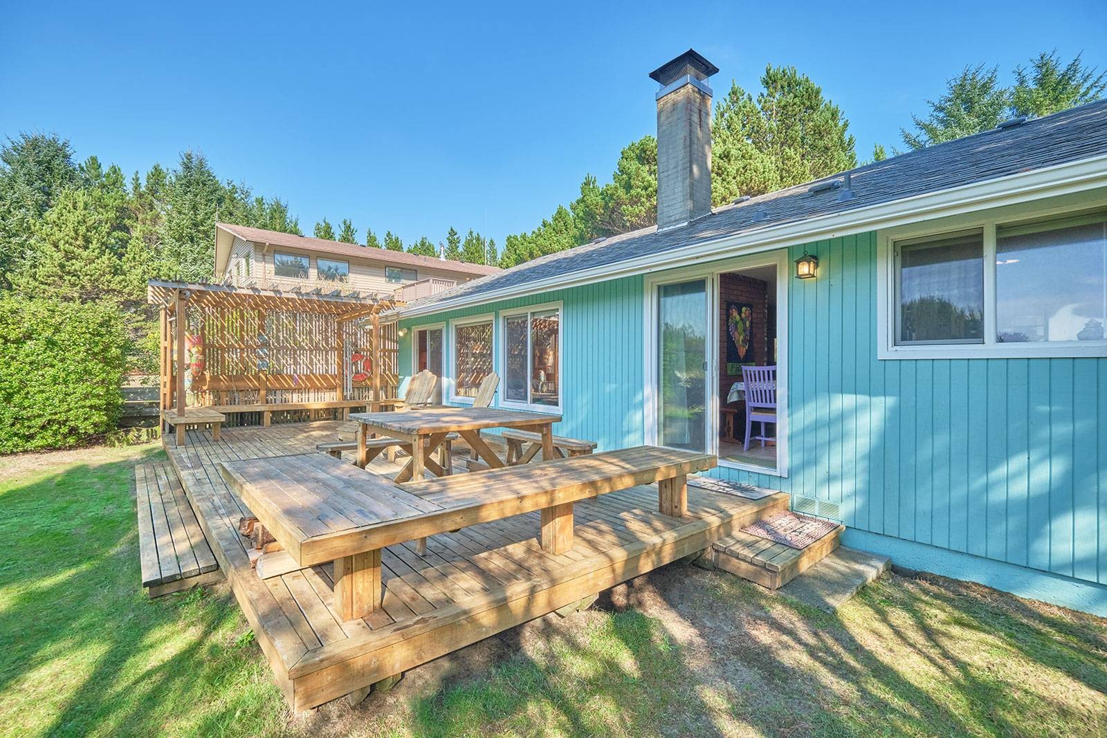 SeaNest - Pet Friendly, Fenced-in Yard